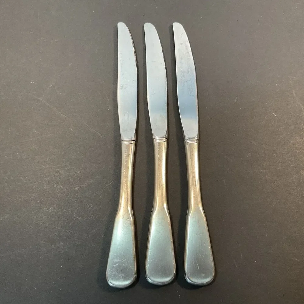 22 Pcs ONEIDA USA Stainless Flatware MINUTE MAN COLONIAL BOSTON Satin